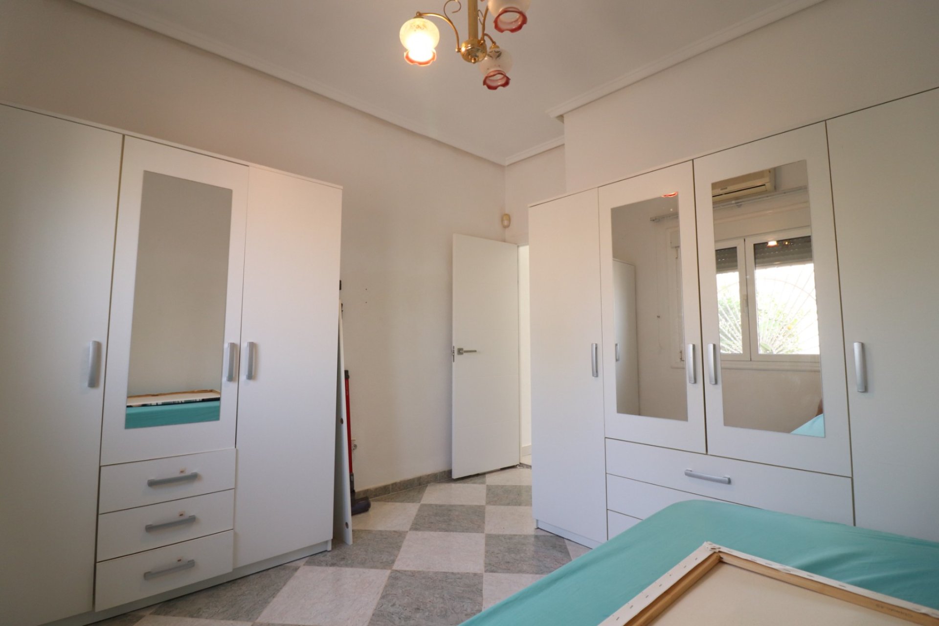 Reventa - Villa - Ciudad Quesada - La Fiesta