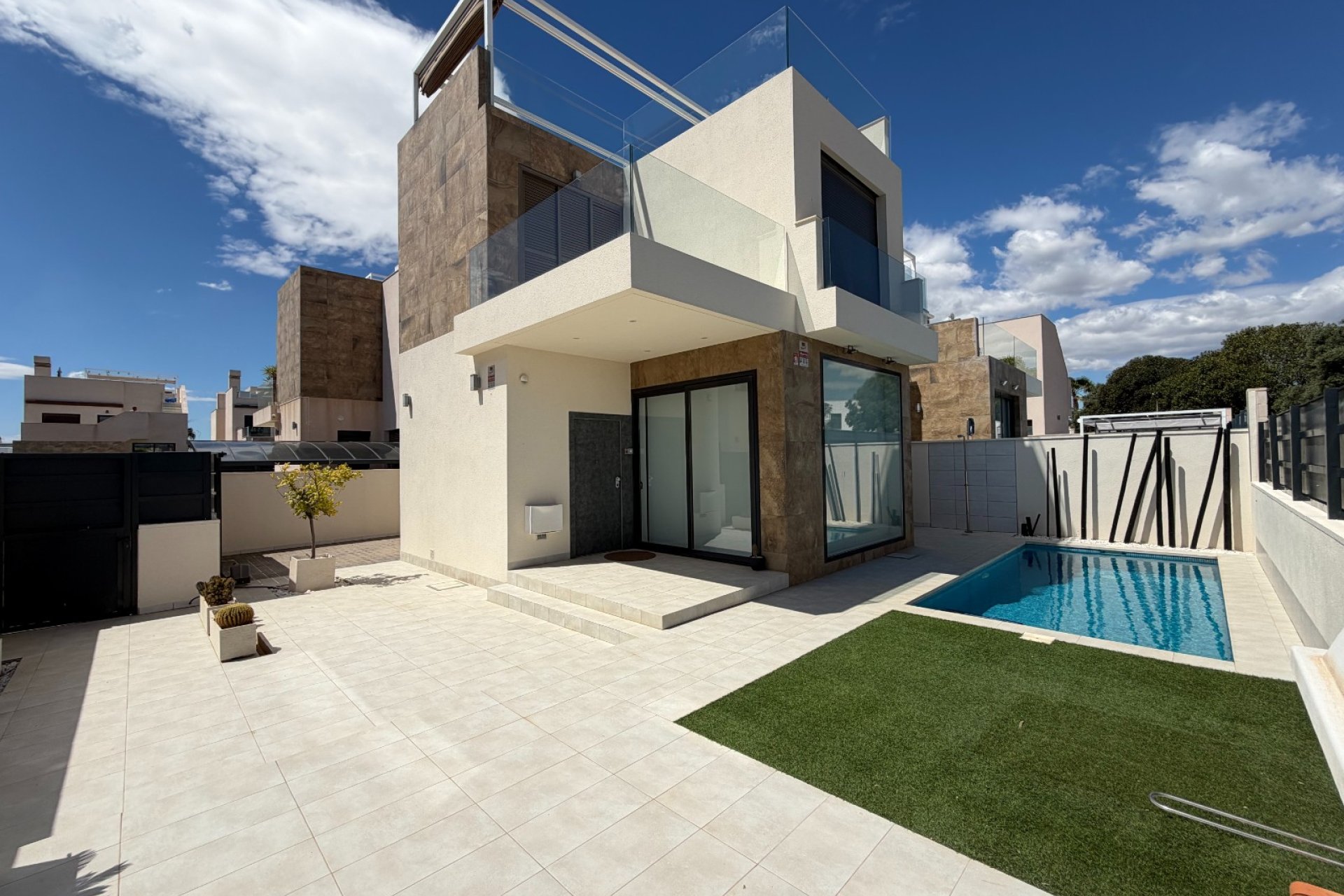 Reventa - Villa - Ciudad Quesada - La Laguna