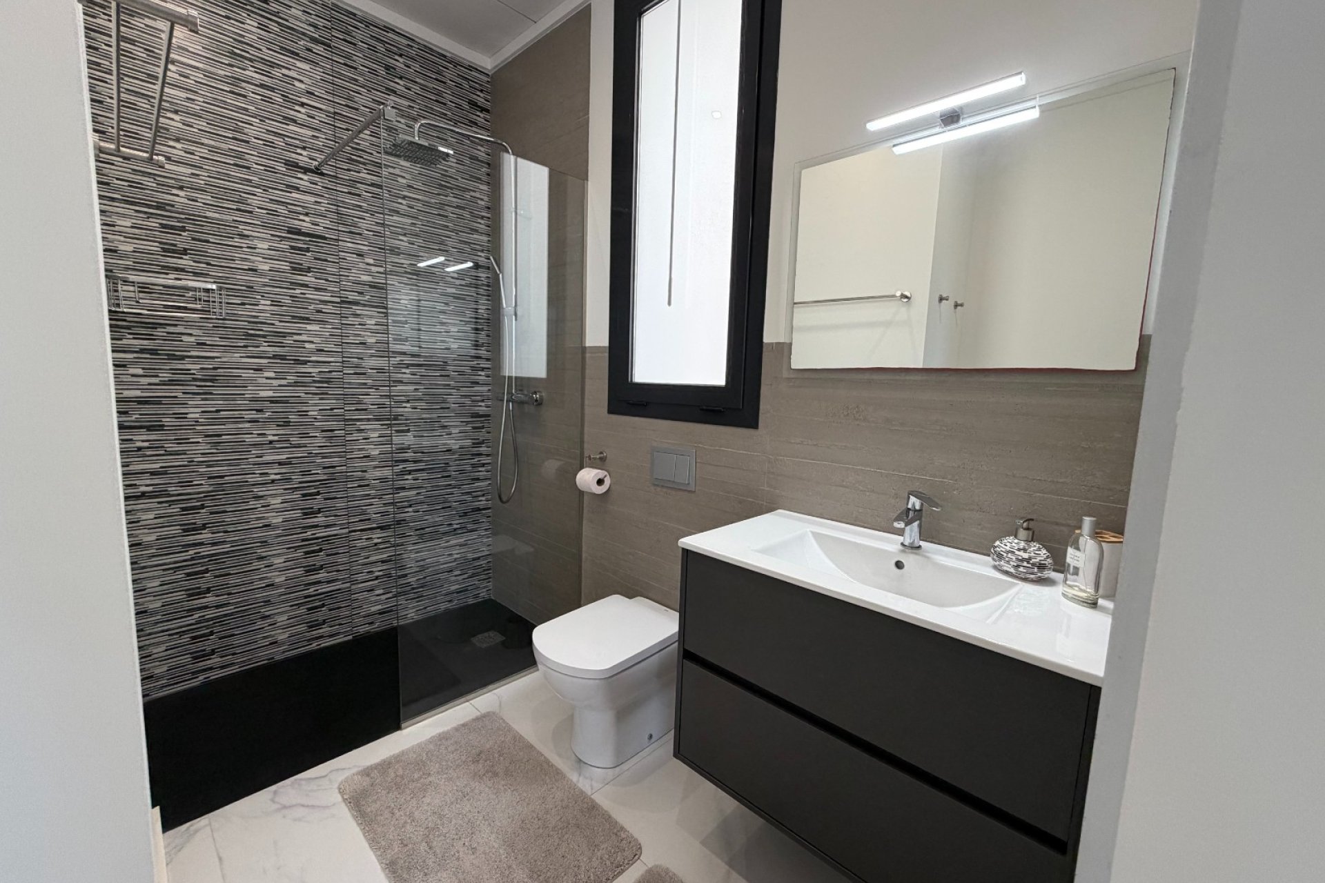 Reventa - Villa - Ciudad Quesada - La Laguna