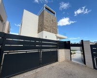 Reventa - Villa - Ciudad Quesada - La Laguna