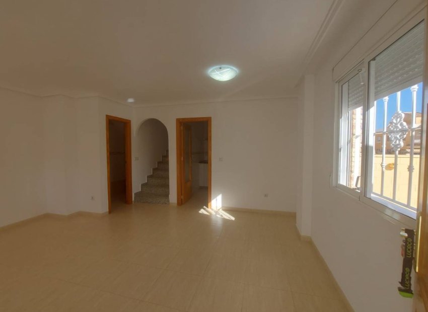 Reventa - Villa - Ciudad Quesada - Lo Marabú