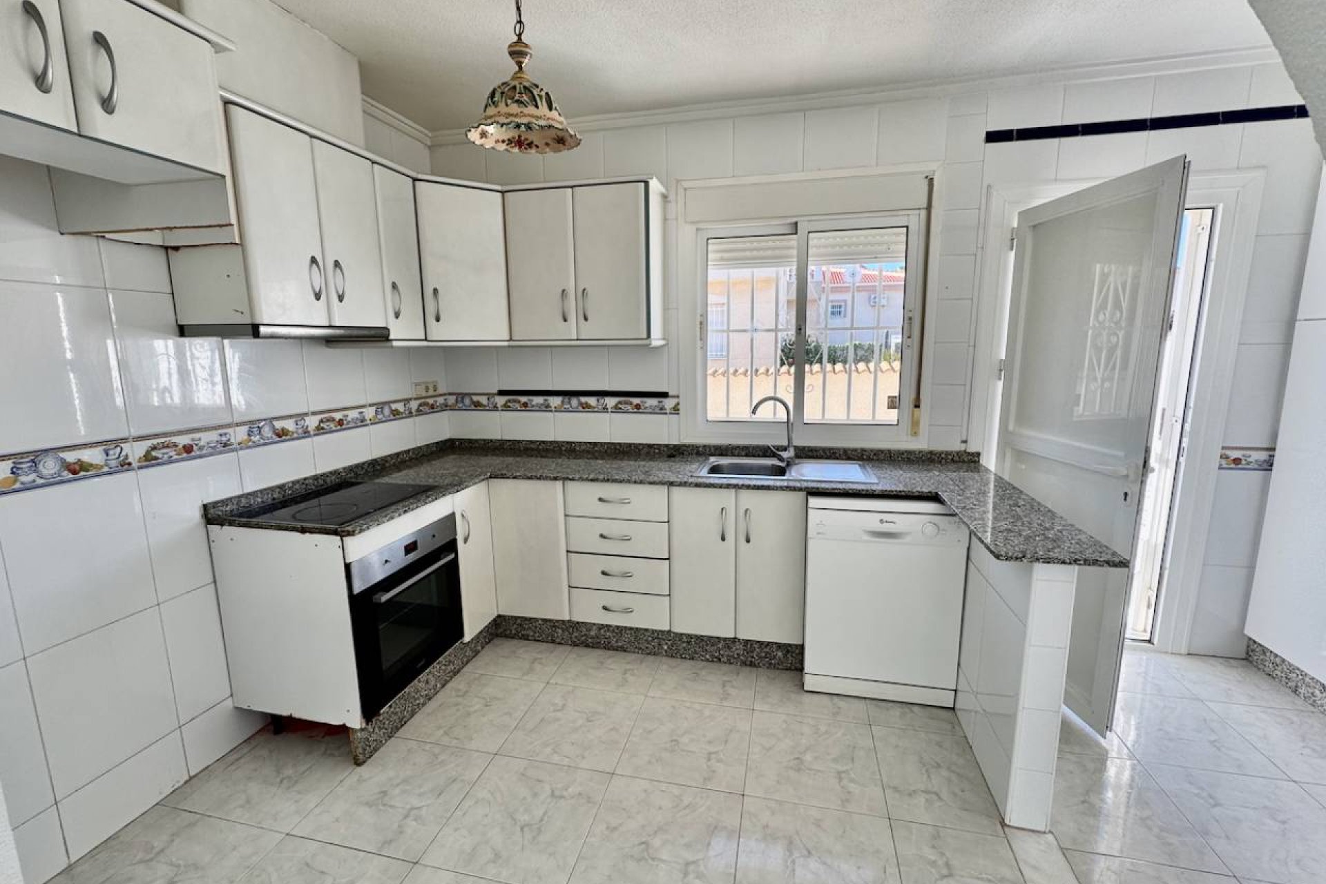 Reventa - Villa - Ciudad Quesada - Lo Pepin