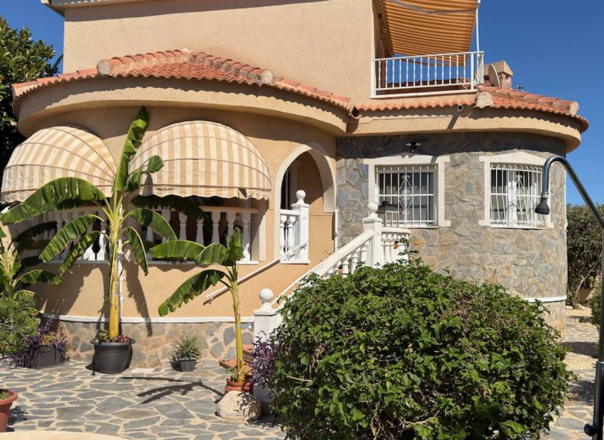 Reventa - Villa - Ciudad Quesada - Lo Pepin
