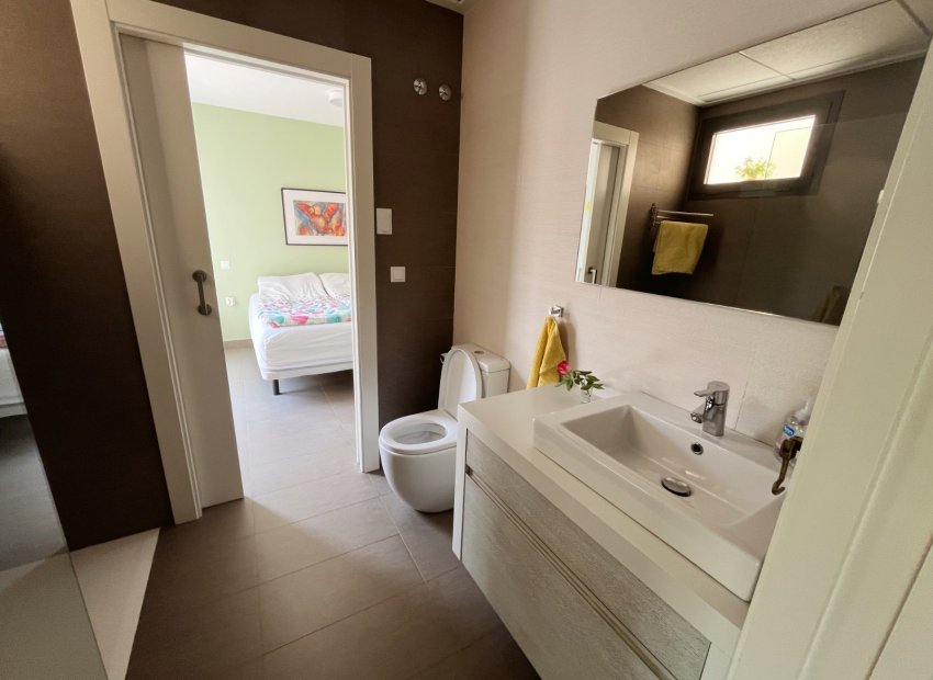 Reventa - Villa - Ciudad Quesada - Pueblo Bravo