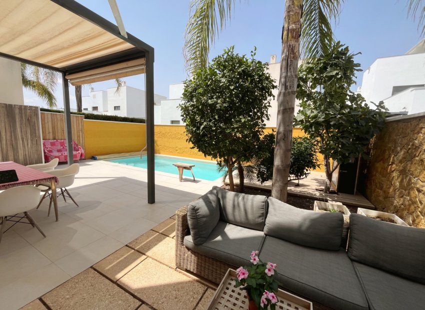 Reventa - Villa - Ciudad Quesada - Pueblo Bravo