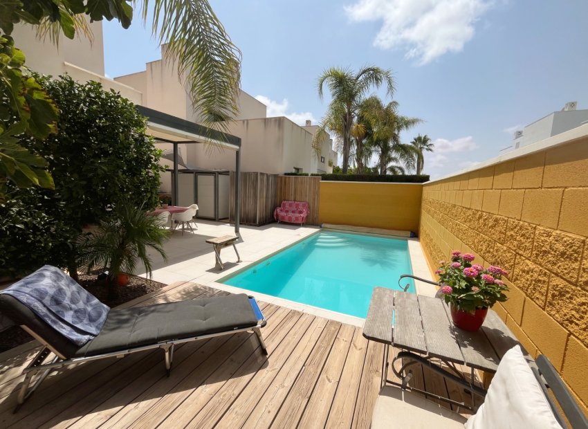 Reventa - Villa - Ciudad Quesada - Pueblo Bravo