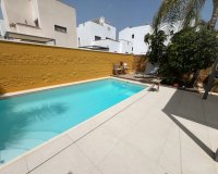Reventa - Villa - Ciudad Quesada - Pueblo Bravo