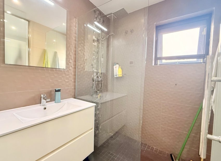 Reventa - Villa - Ciudad Quesada - Pueblo Bravo