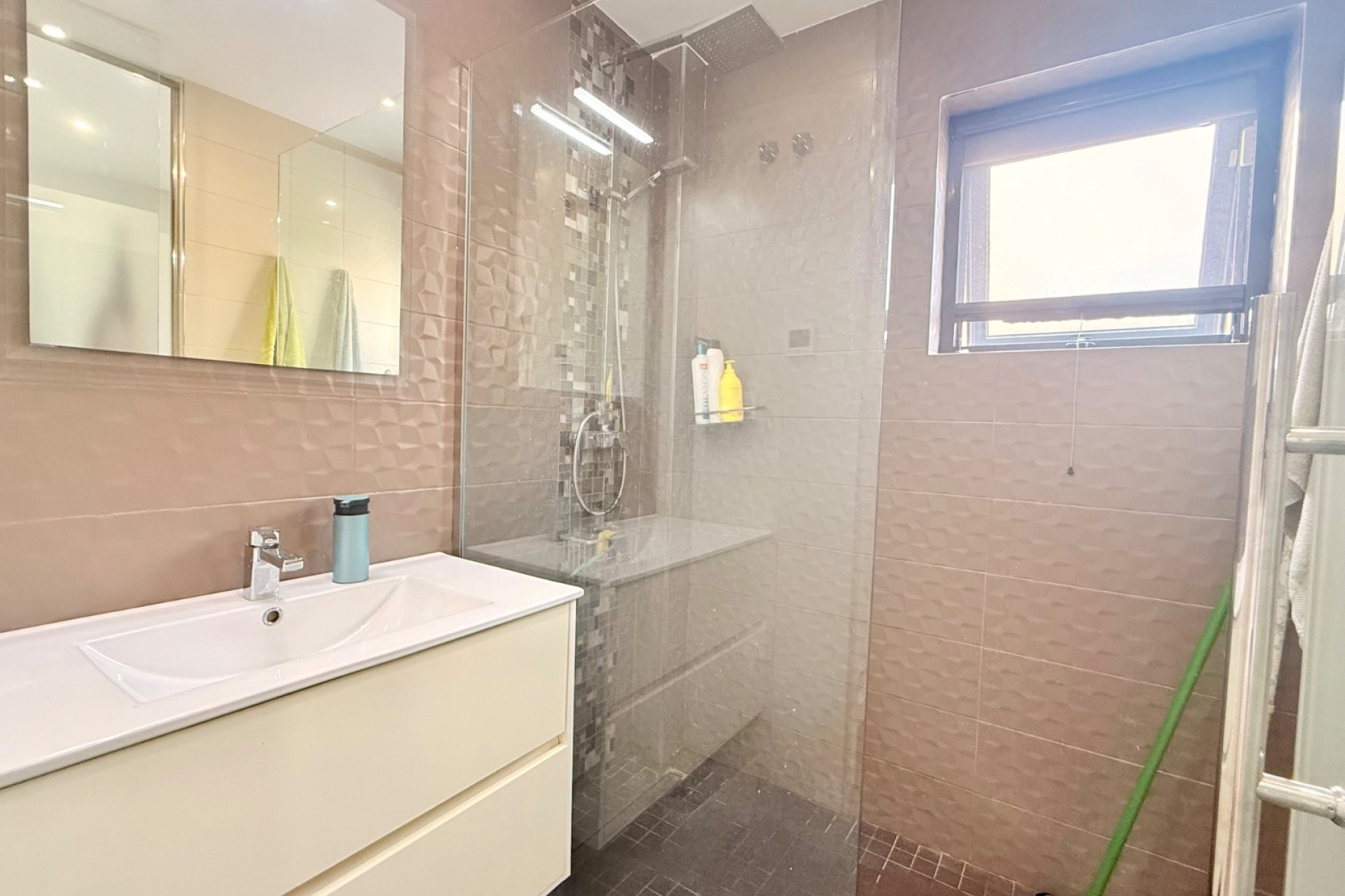 Reventa - Villa - Ciudad Quesada - Pueblo Bravo