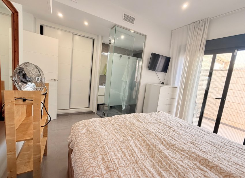 Reventa - Villa - Ciudad Quesada - Pueblo Bravo