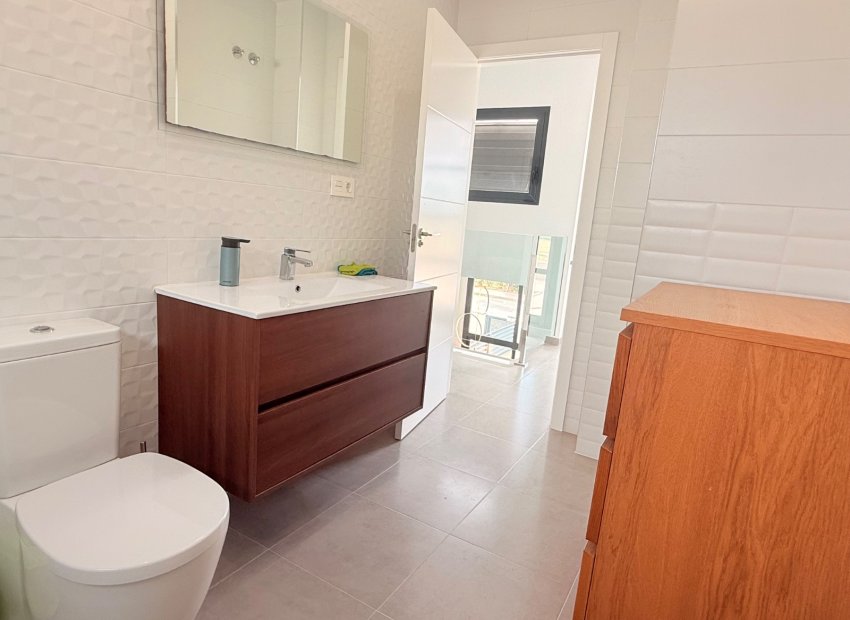 Reventa - Villa - Ciudad Quesada - Pueblo Bravo