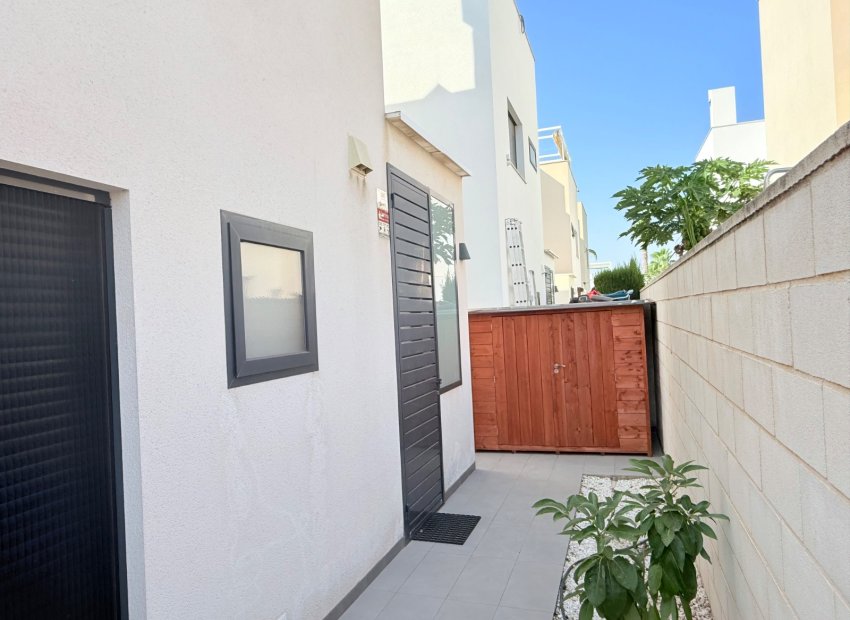Reventa - Villa - Ciudad Quesada - Pueblo Bravo