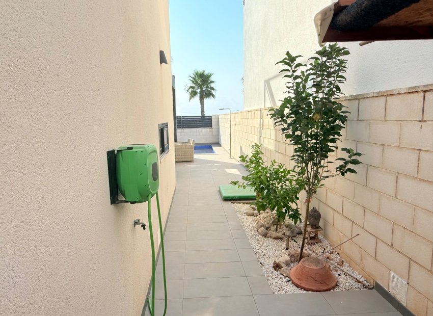 Reventa - Villa - Ciudad Quesada - Pueblo Bravo
