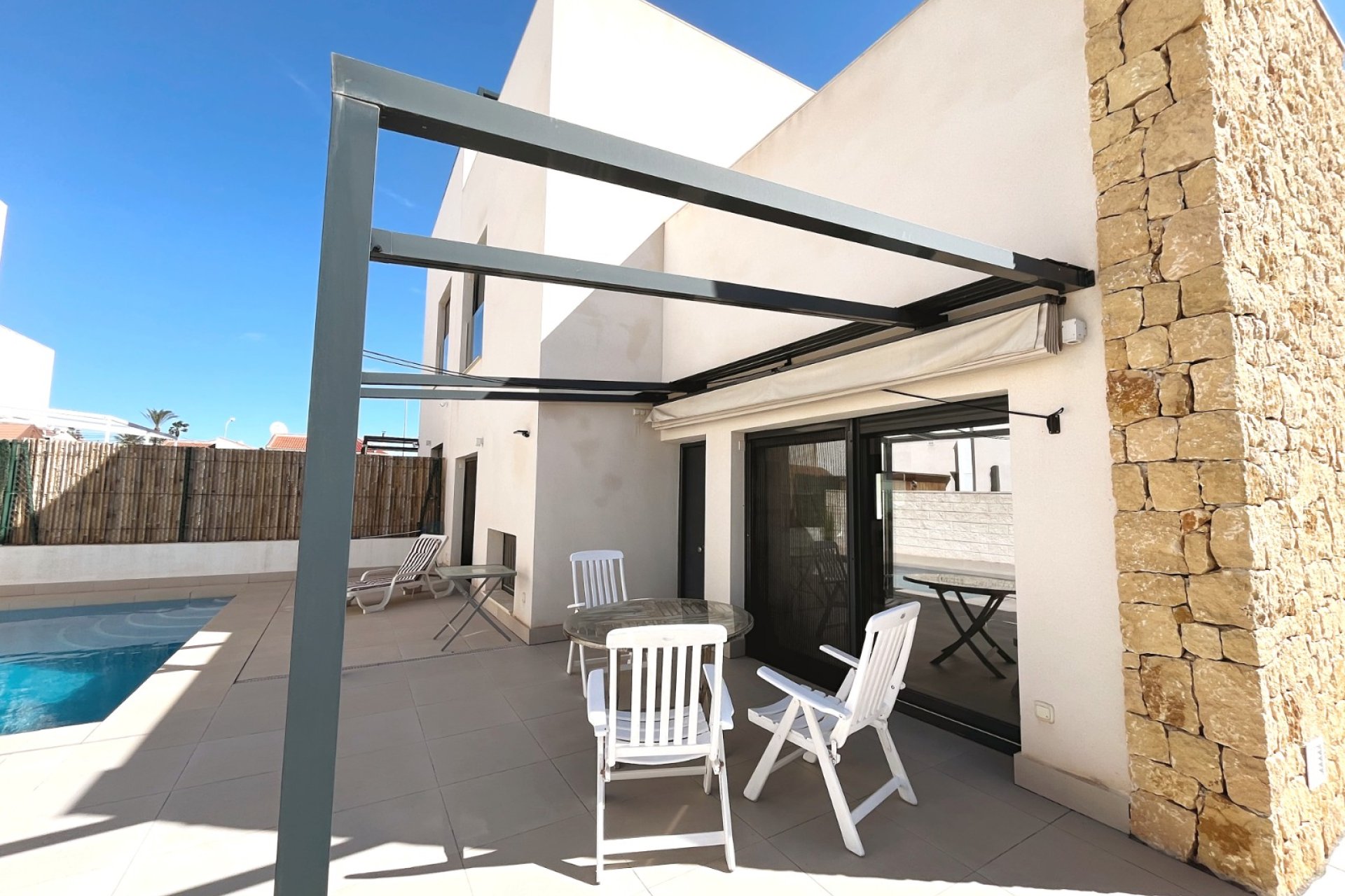 Reventa - Villa - Ciudad Quesada - Pueblo Bravo