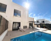 Reventa - Villa - Ciudad Quesada - Pueblo Bravo