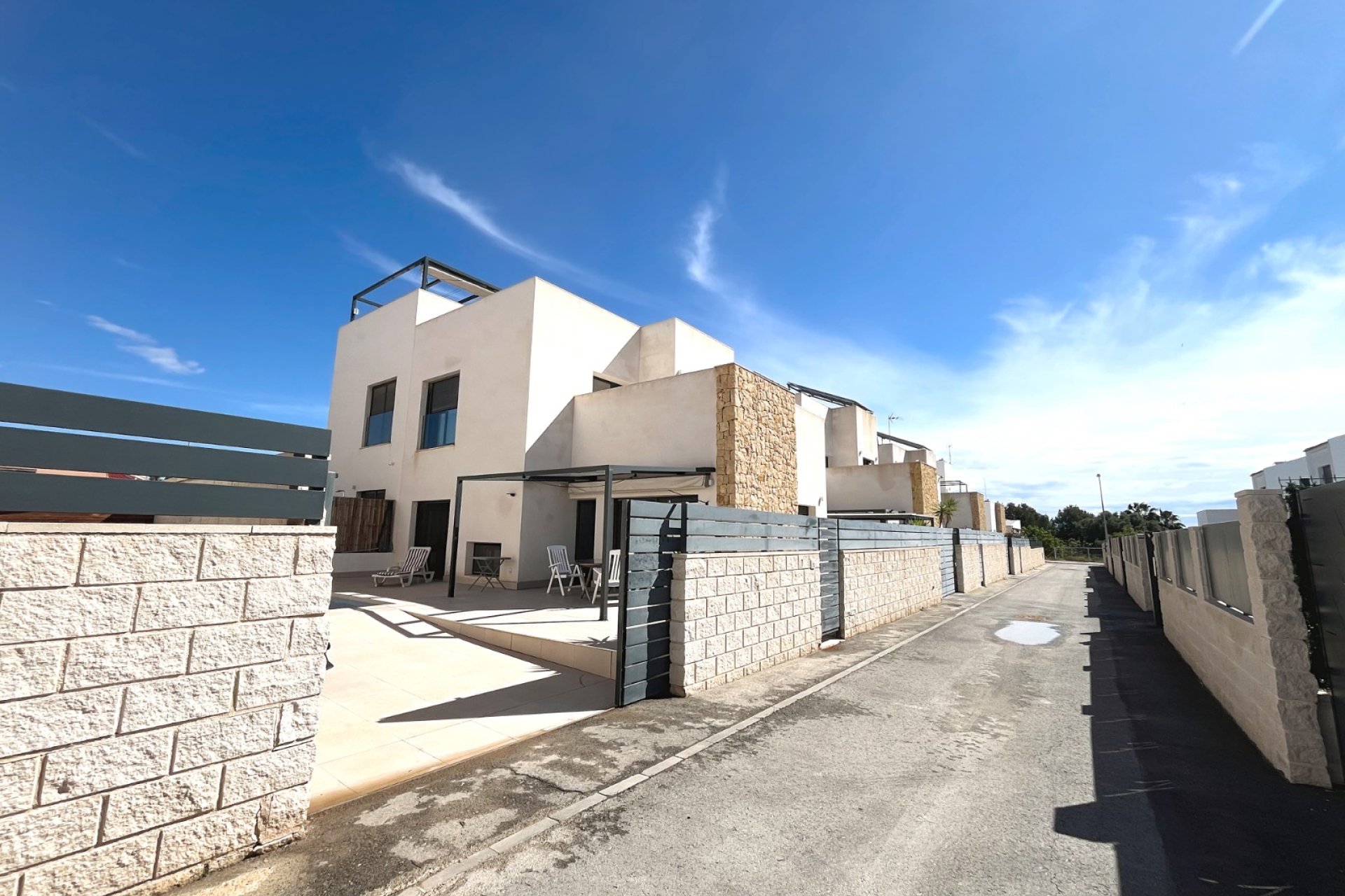 Reventa - Villa - Ciudad Quesada - Pueblo Bravo