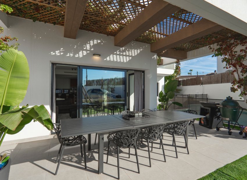 Reventa - Villa - Ciudad Quesada - town