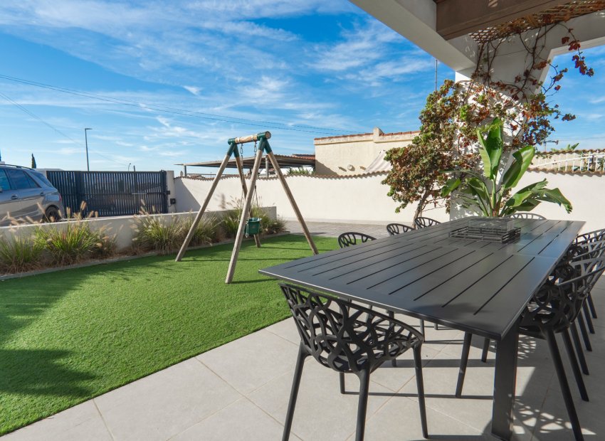 Reventa - Villa - Ciudad Quesada - town