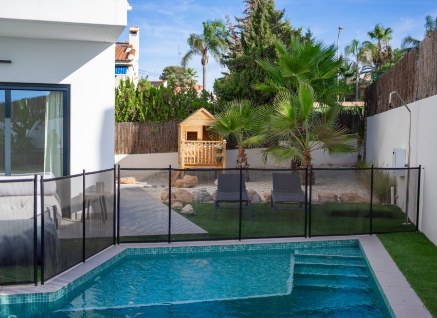 Reventa - Villa - Ciudad Quesada - town