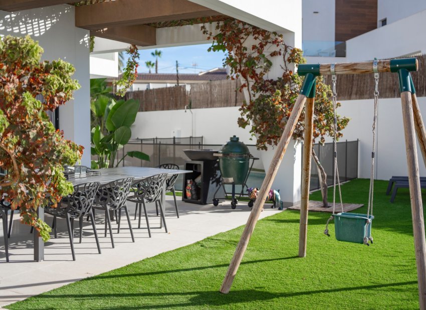 Reventa - Villa - Ciudad Quesada - town