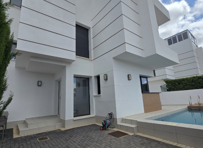 Reventa - Villa - Ciudad Quesada