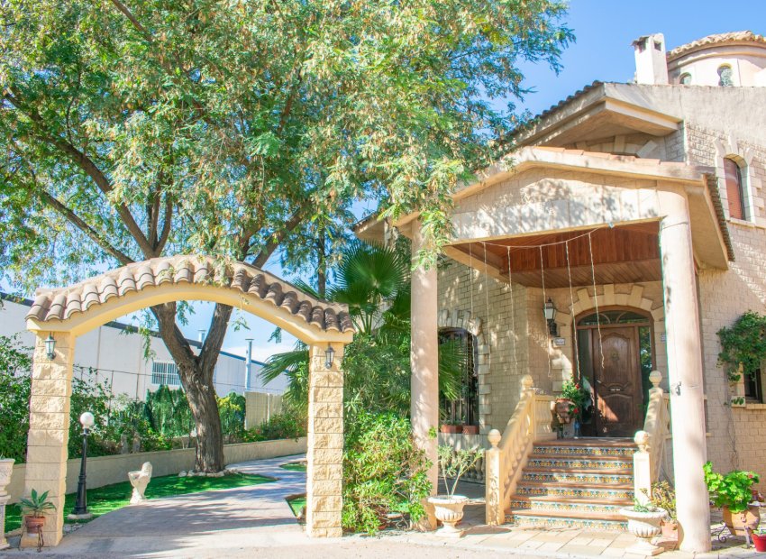 Reventa - Villa - Crevillente