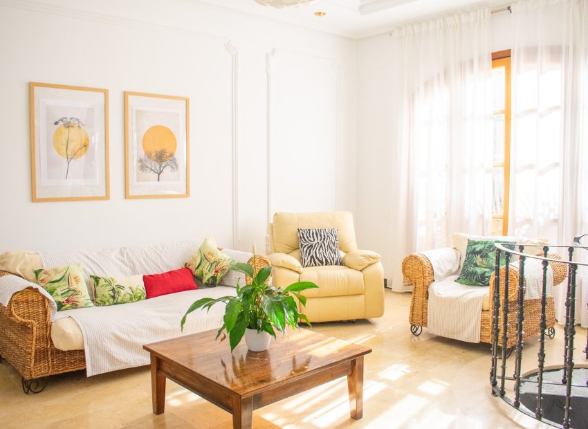 Reventa - Villa - Crevillente