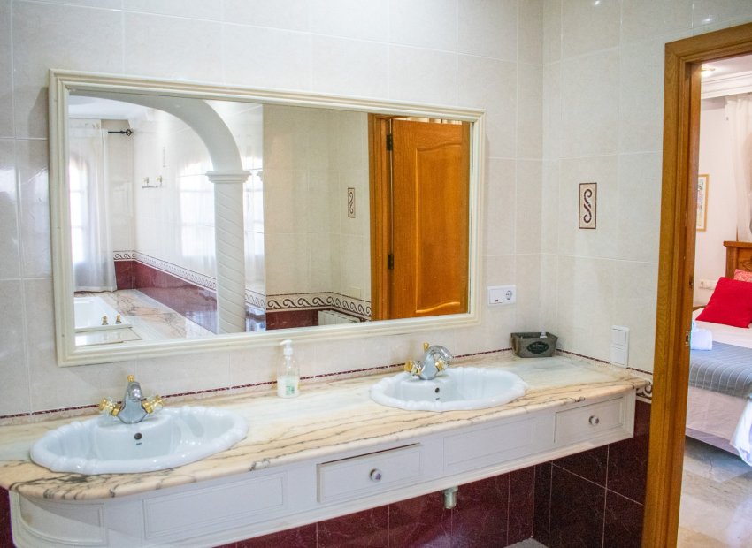 Reventa - Villa - Crevillente