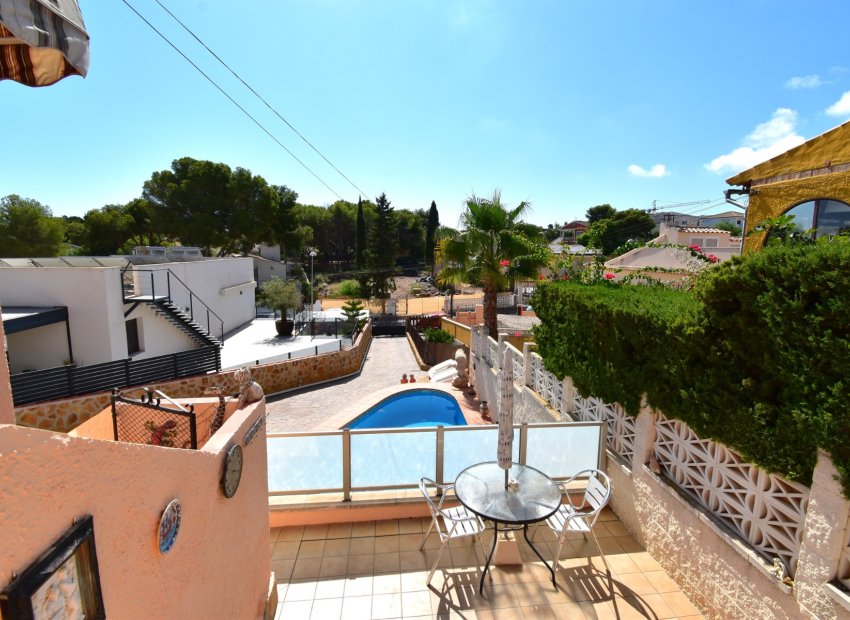 Reventa - Villa (detached) - Orihuela Costa - Los Balcones