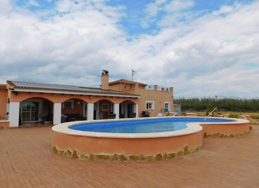 Reventa - Villa - Dolores