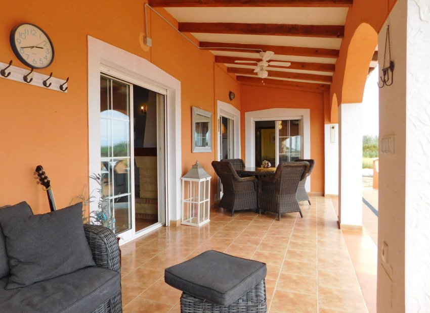 Reventa - Villa - Dolores