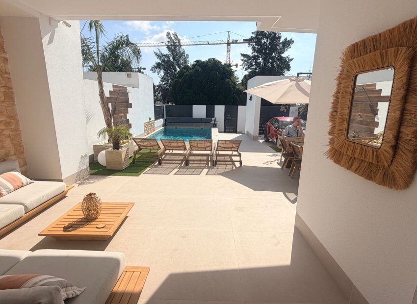 Reventa - Villa - Dolores