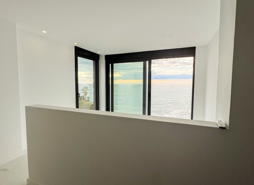 Reventa - Villa - El Campello - Coveta fuma