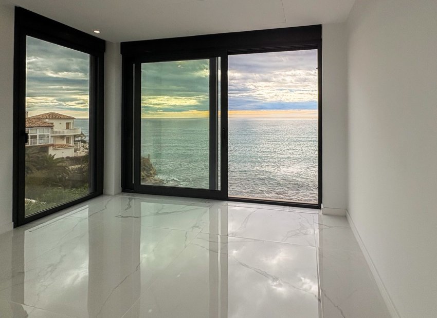 Reventa - Villa - El Campello - Coveta fuma