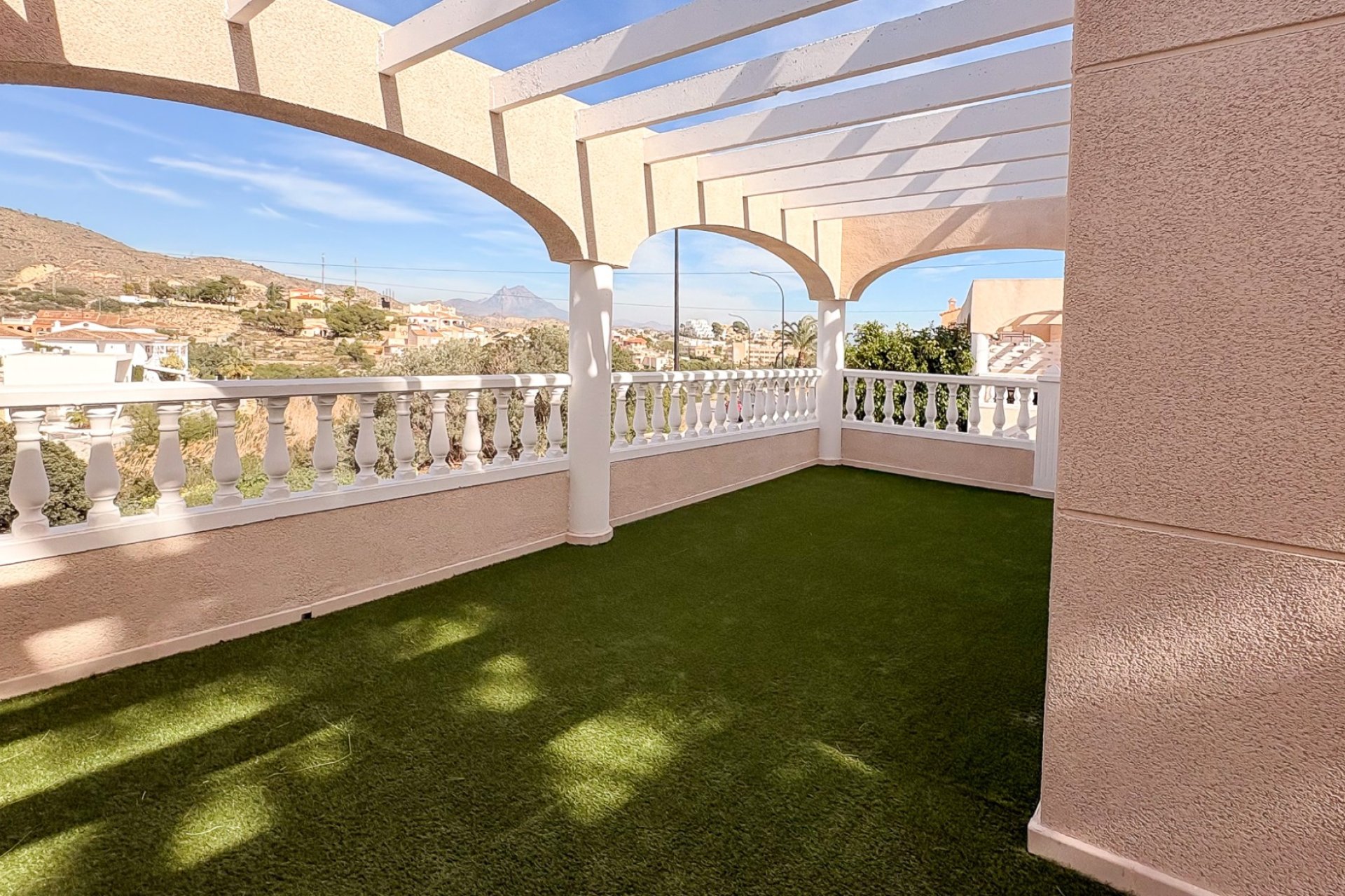 Reventa - Villa - El Campello - Pueblo Acantilado - Venta Lanuza