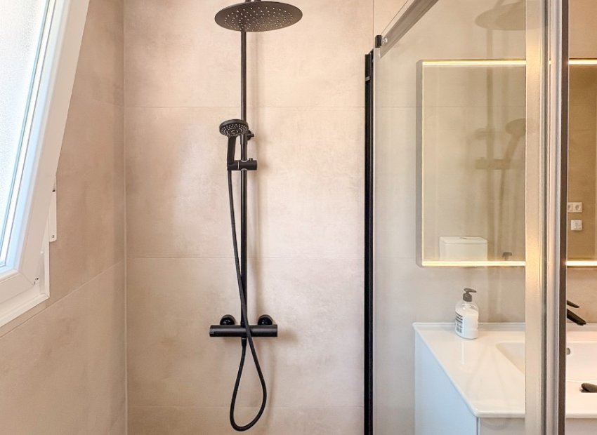 Reventa - Villa - El Campello - Pueblo Acantilado - Venta Lanuza