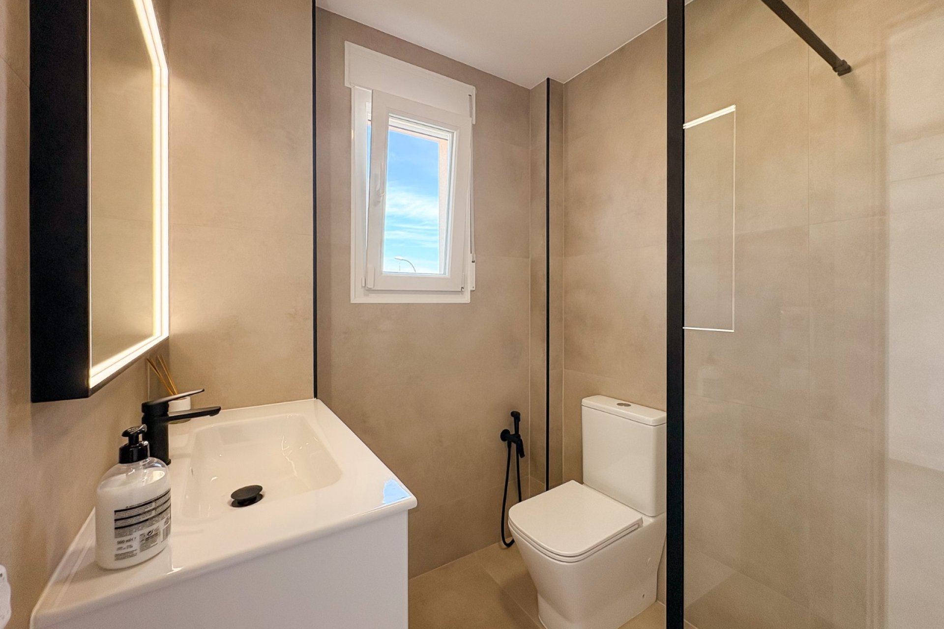 Reventa - Villa - El Campello - Pueblo Acantilado - Venta Lanuza