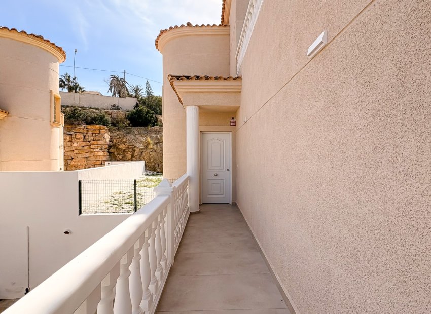 Reventa - Villa - El Campello - Pueblo Acantilado - Venta Lanuza