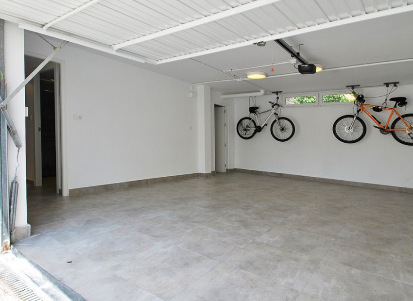 Reventa - Villa - Elche - La Marina