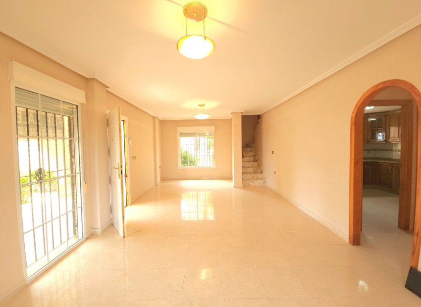 Reventa - Villa - Elche - La Marina