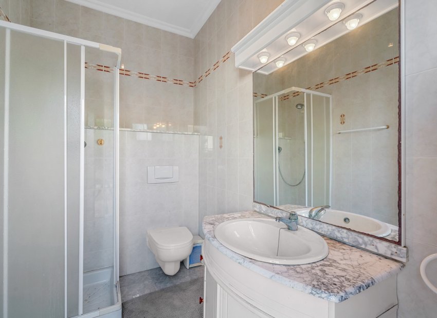 Reventa - Villa - Elche