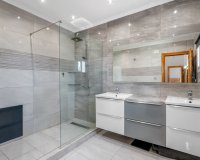 Reventa - Villa - Elche