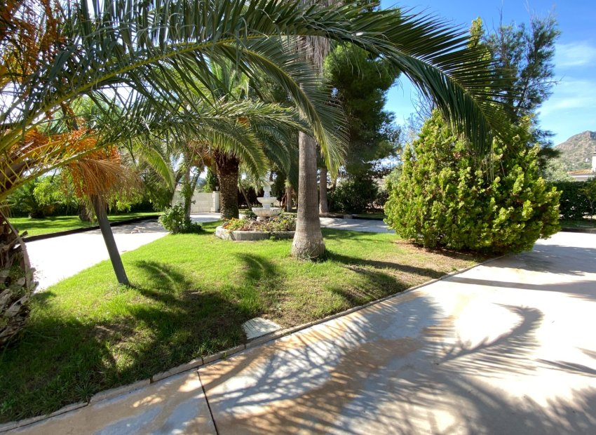 Reventa - Villa - Elda