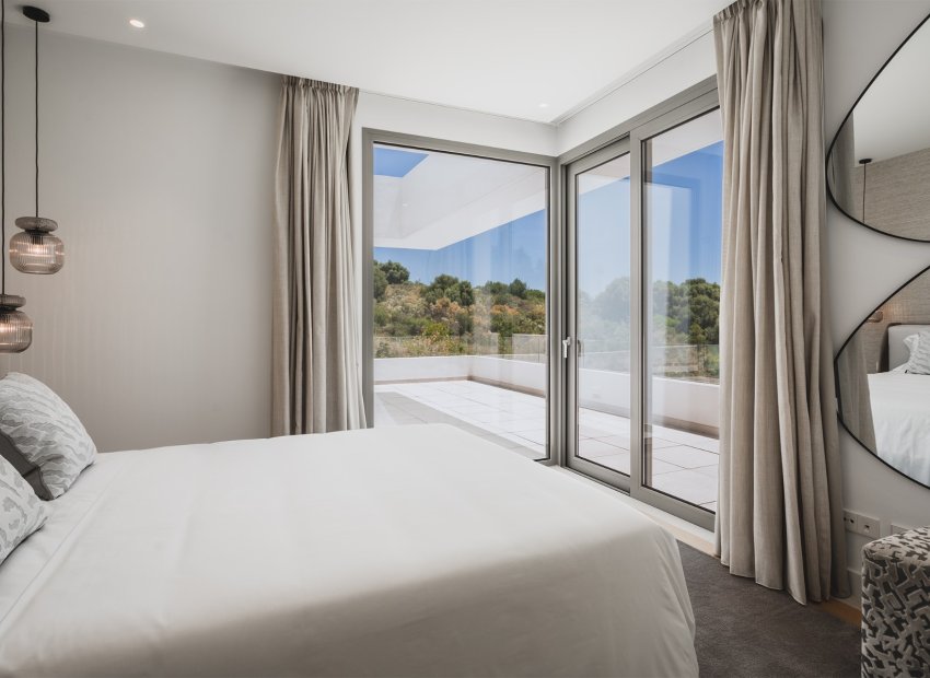 Reventa - Villa - Estepoa - El Paraíso