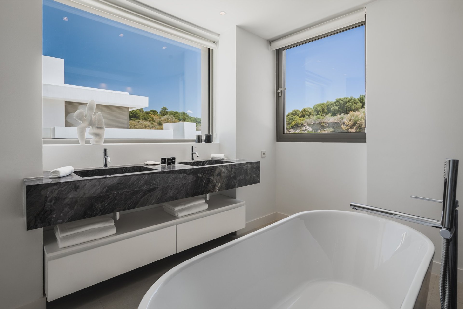 Reventa - Villa - Estepoa - El Paraíso