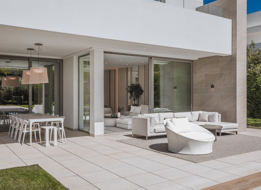 Reventa - Villa - Estepoa - El Paraíso