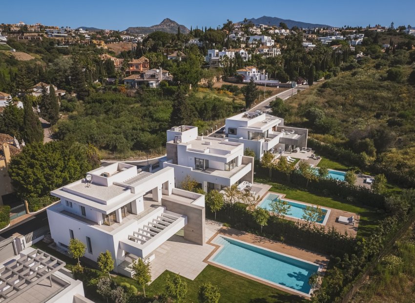 Reventa - Villa - Estepoa - El Paraíso