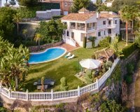 Reventa - Villa - Estepoa - El Paraíso
