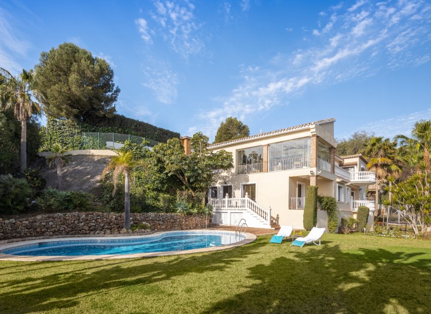 Reventa - Villa - Estepoa - El Paraíso