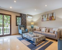 Reventa - Villa - Estepoa - El Paraíso